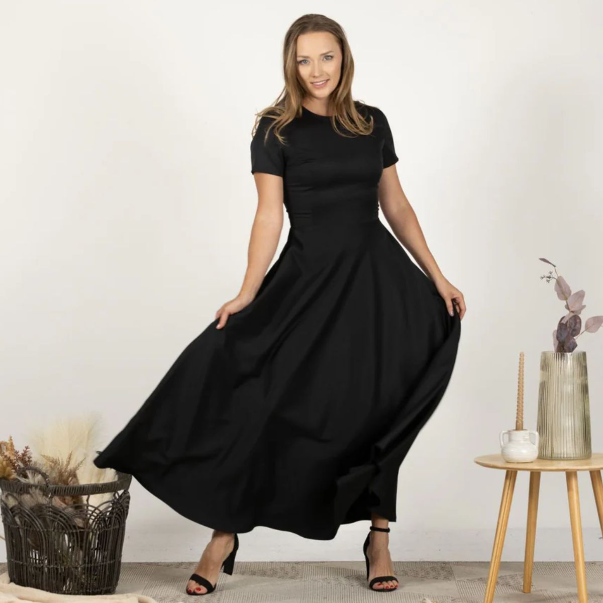 Choosing The Perfect Formal Long Dress: The Ultimate Guide