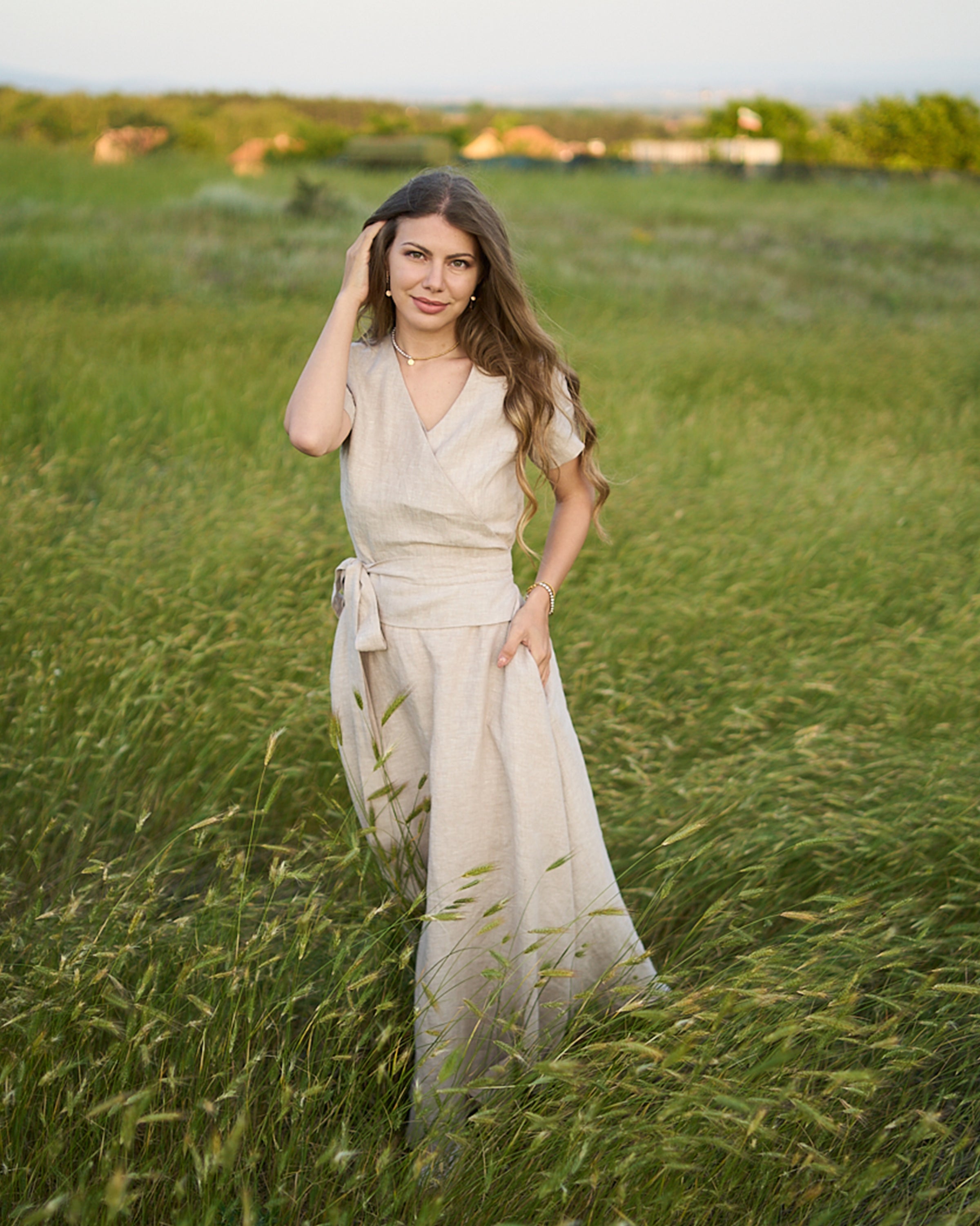 Short-sleeve linen dress