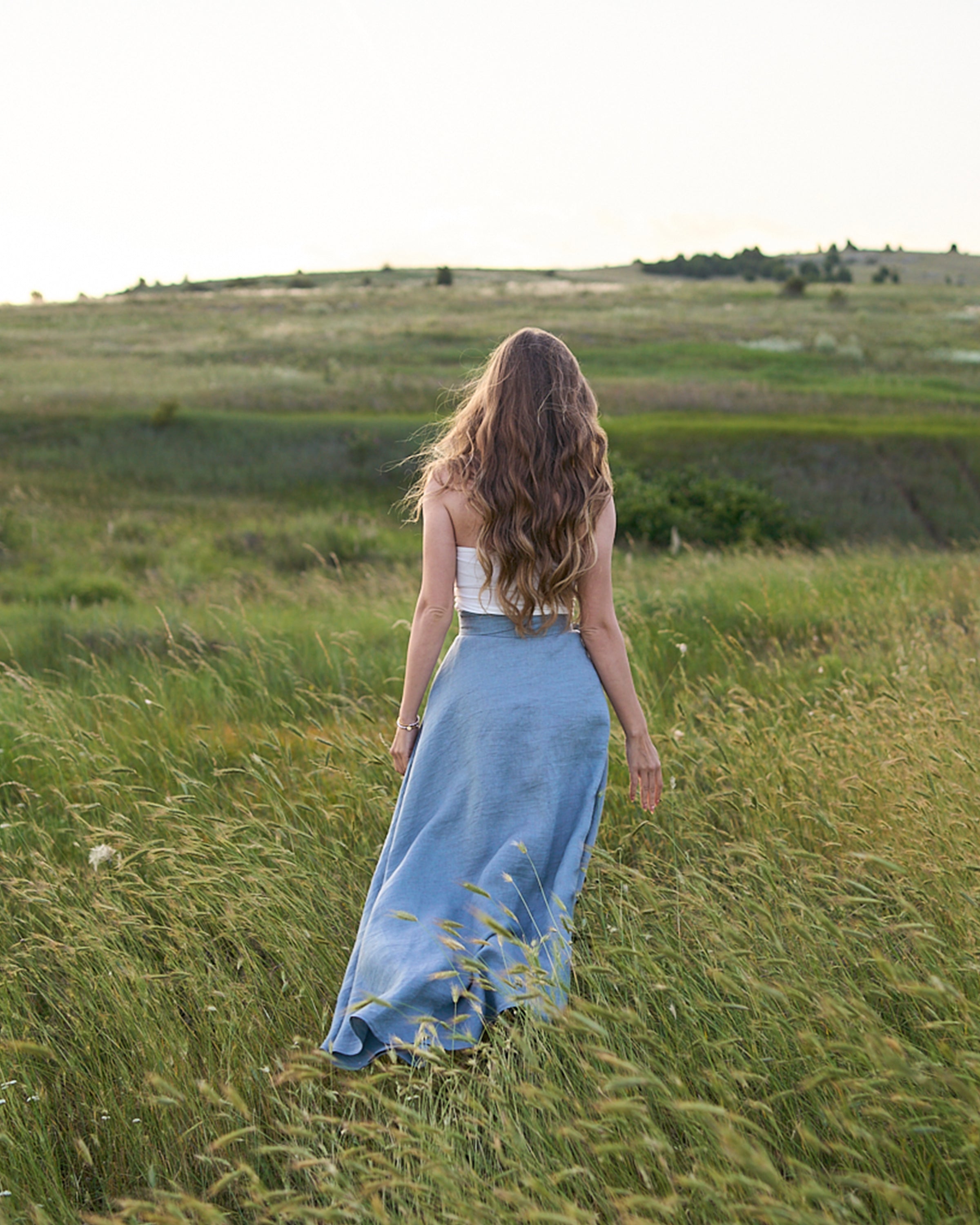 Maxi linen skirt back view
