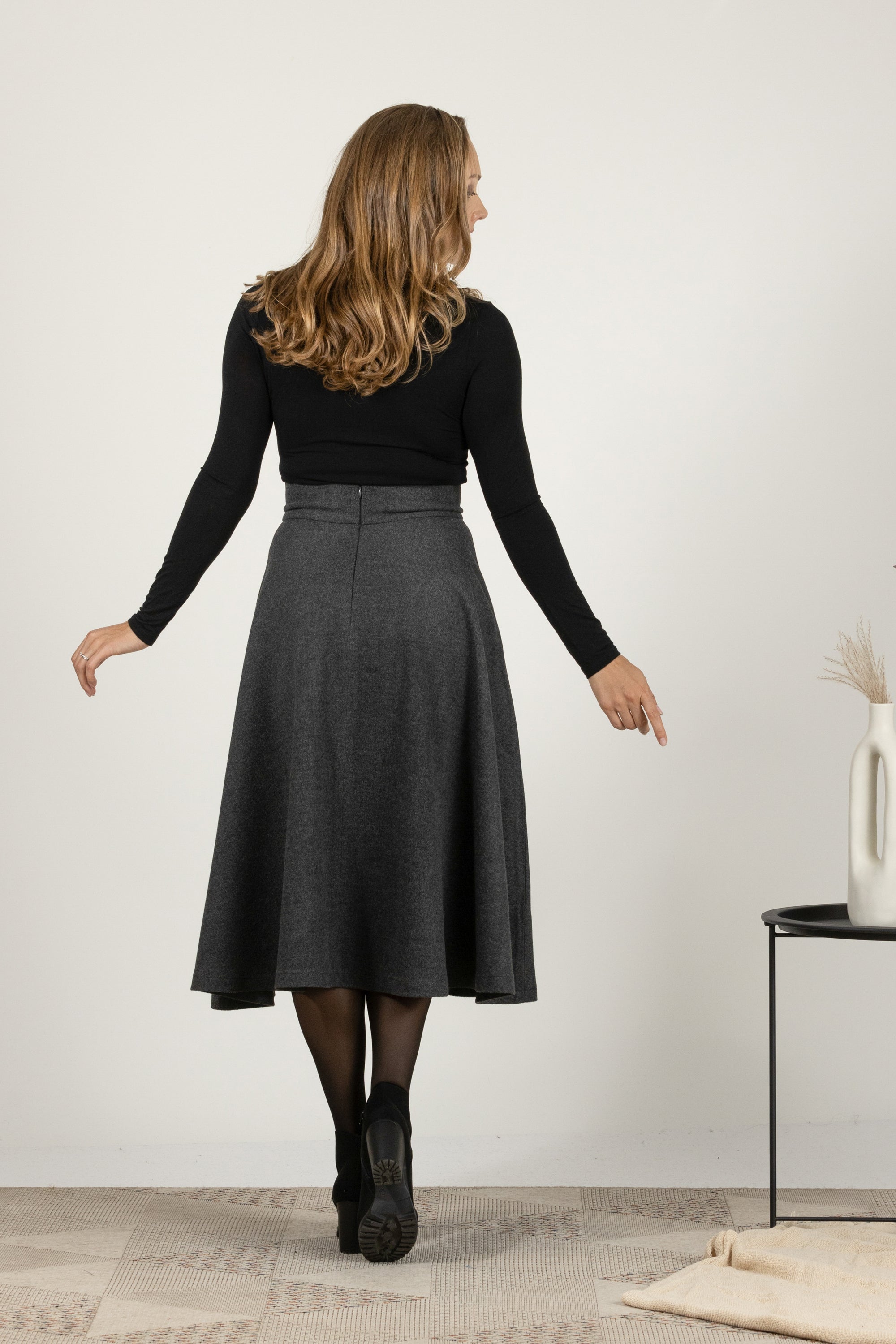 Comfortable high waist wool skirt