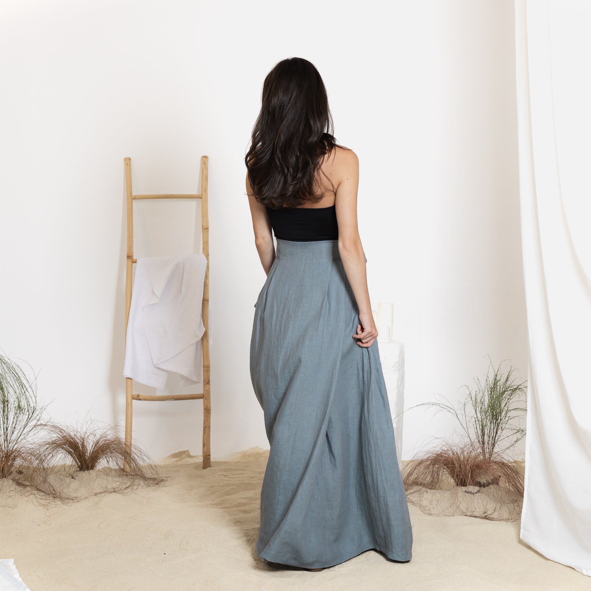 Back view of maxi linen skirt