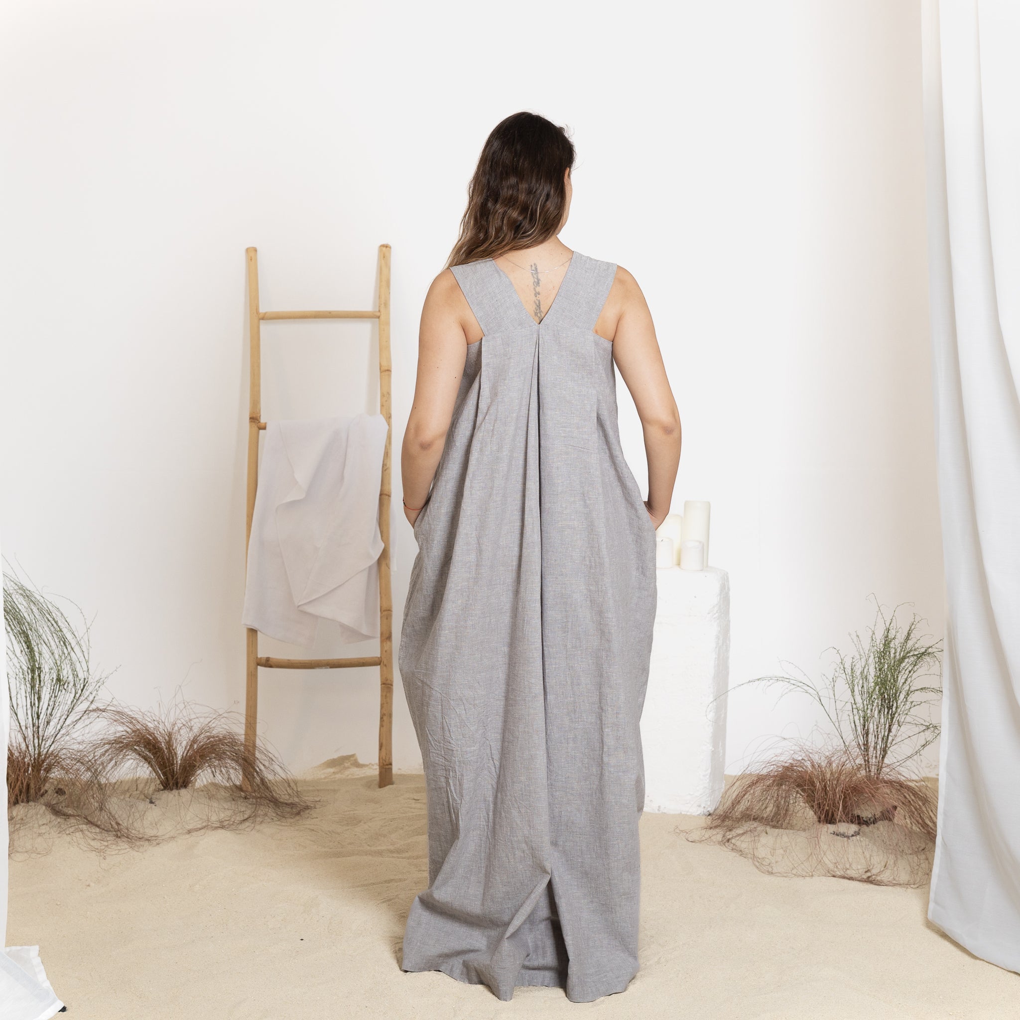 Back view of maxi linen dress