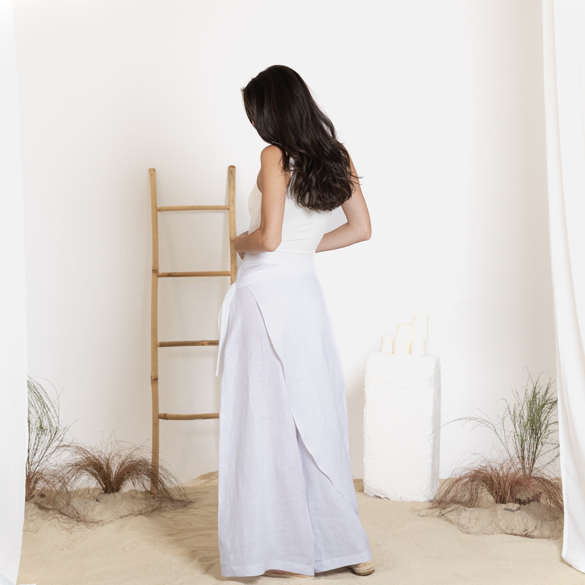 Side view of wide-leg linen pants