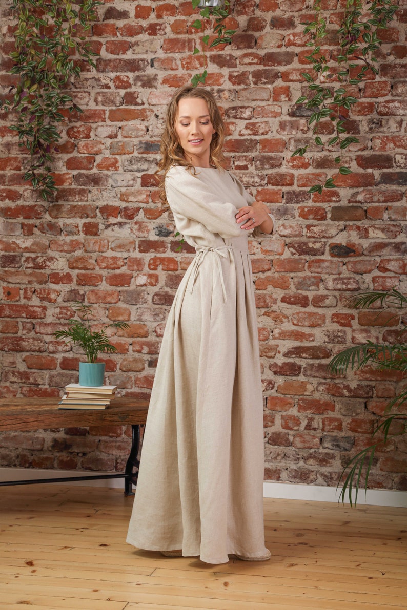 Back view of zipper closure - from Nikka Place | Effortless fashion for easy living