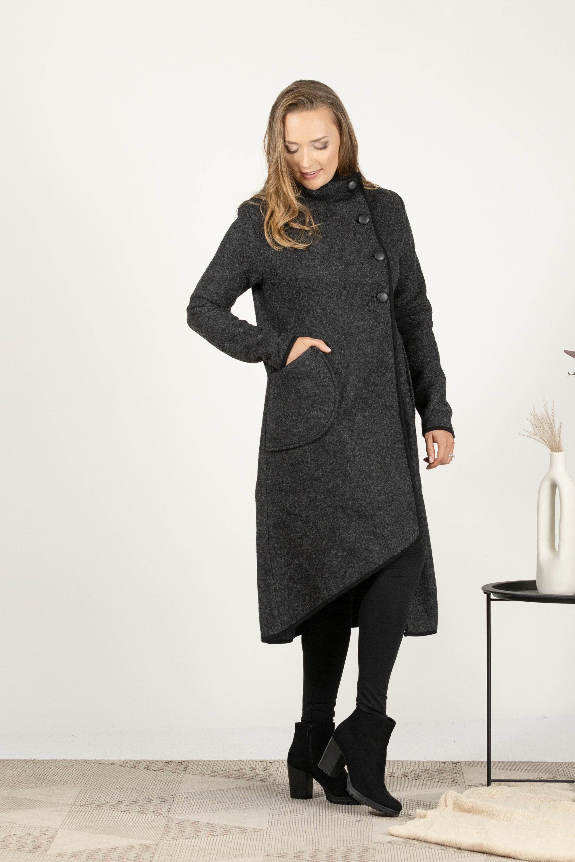 Under-knee dark gray wool coat