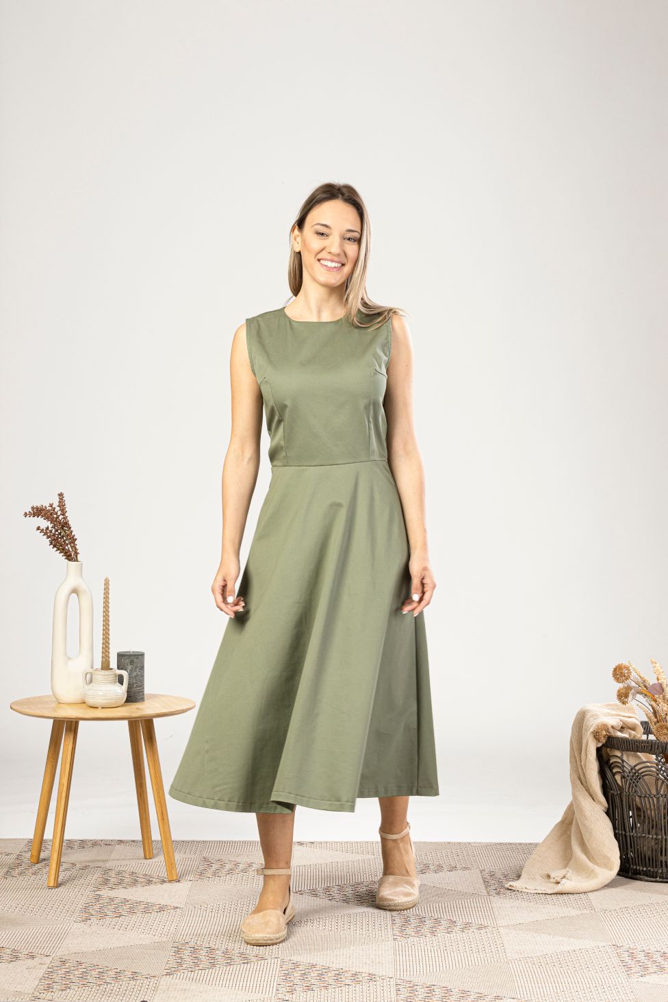 Simple Swing Cotton Dress for summer days  - from NikkaPlace | Effortless fashion for easy living