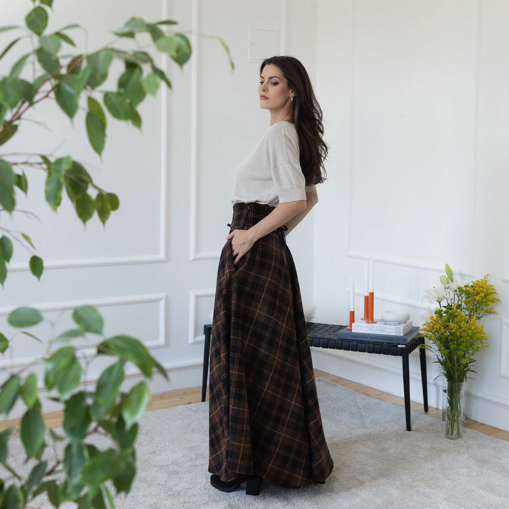Side view of maxi wool skirt with pockets