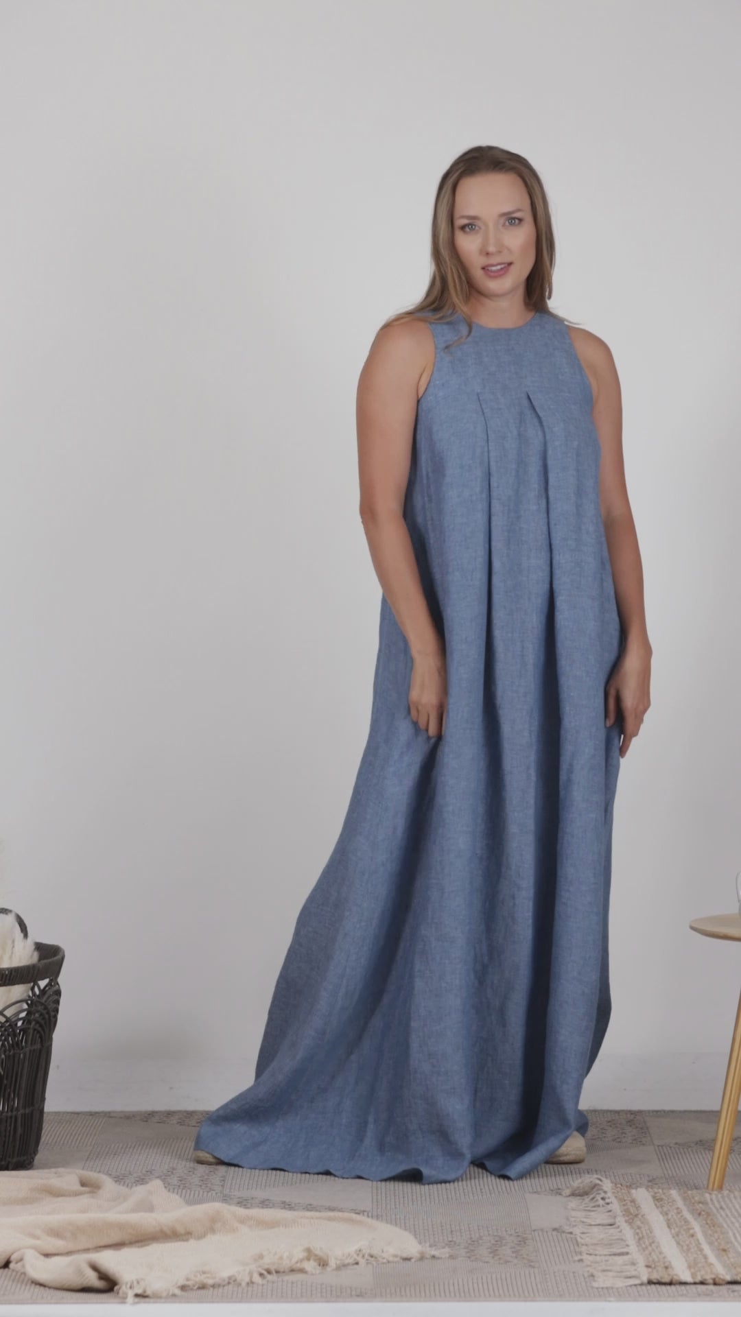 Complete design of Flowy trapeze silhouette linen dress