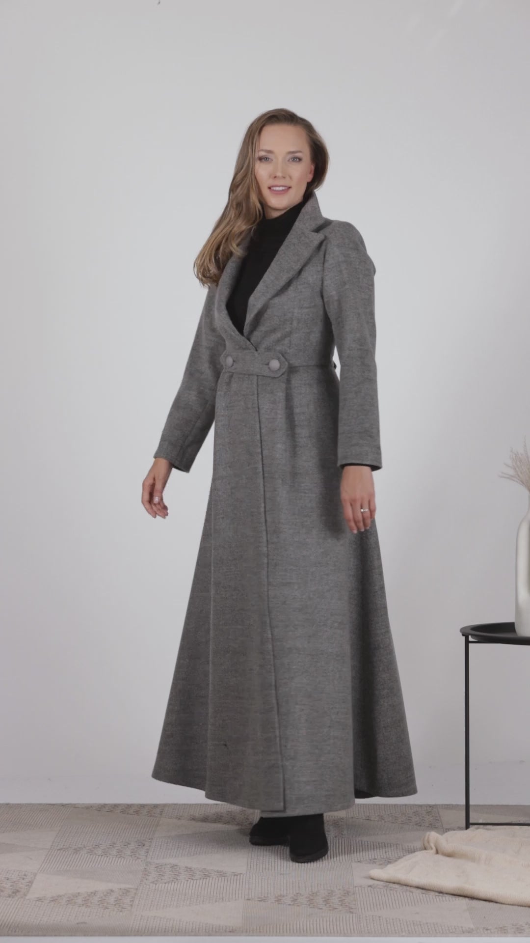 Complete design of Retro-style wool maxi coat with front buttons