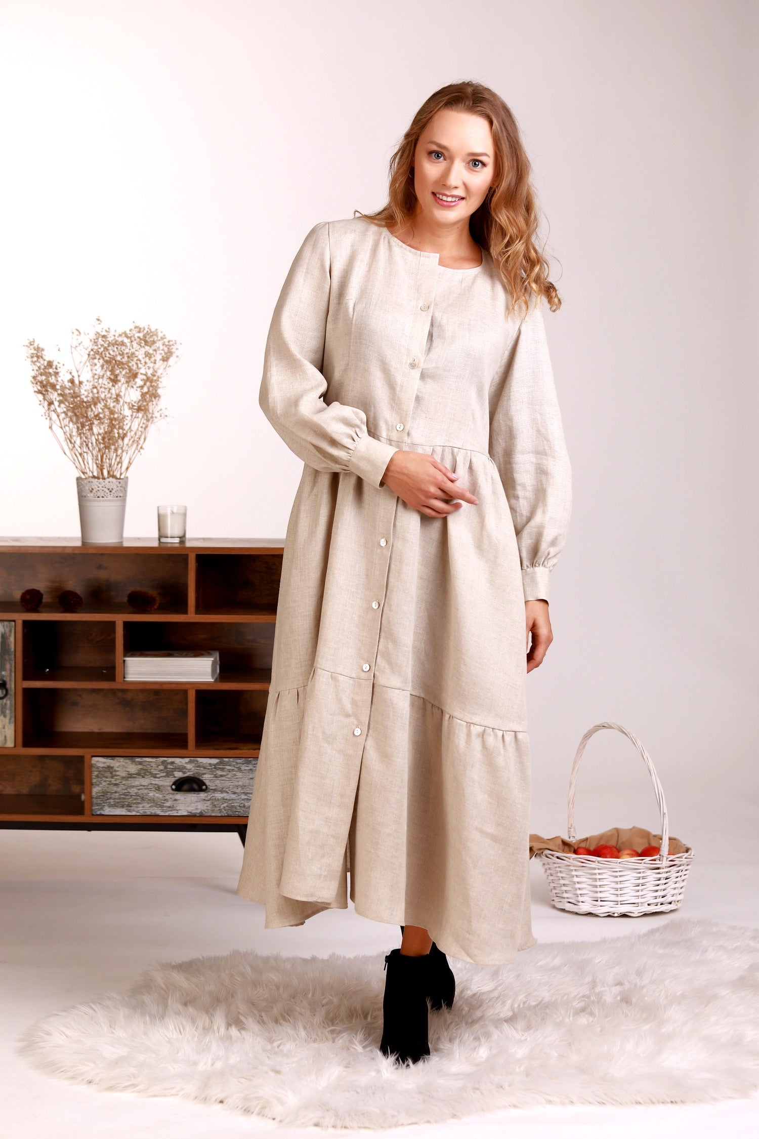Add a touch of elegance to your look with this linen dress from NikkaPlace | Effortless fashion for easy living