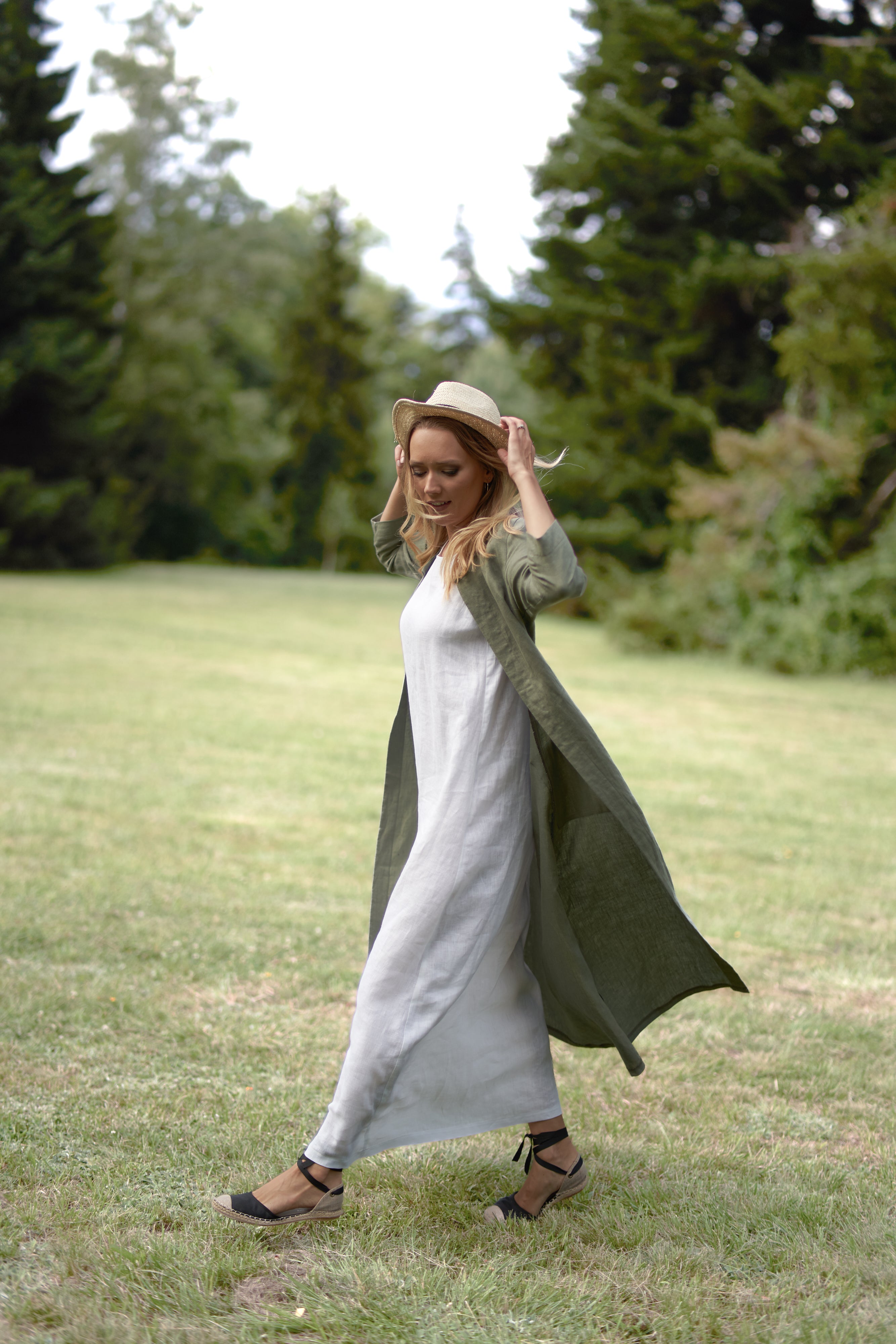 Breathable linen cardigan - from NikkaPlace | Effortless fashion for easy living